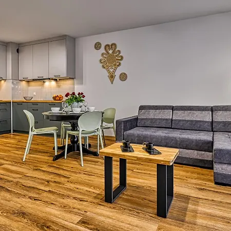 źródło Izery Przy Gondoli Vip Sauna, Siłownia, Bawialnia By Royal Aparts *